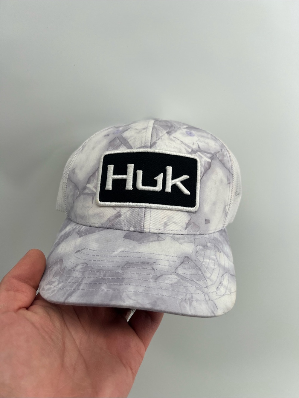 Huk Marble-Print White & Light Gray Logo Cap
